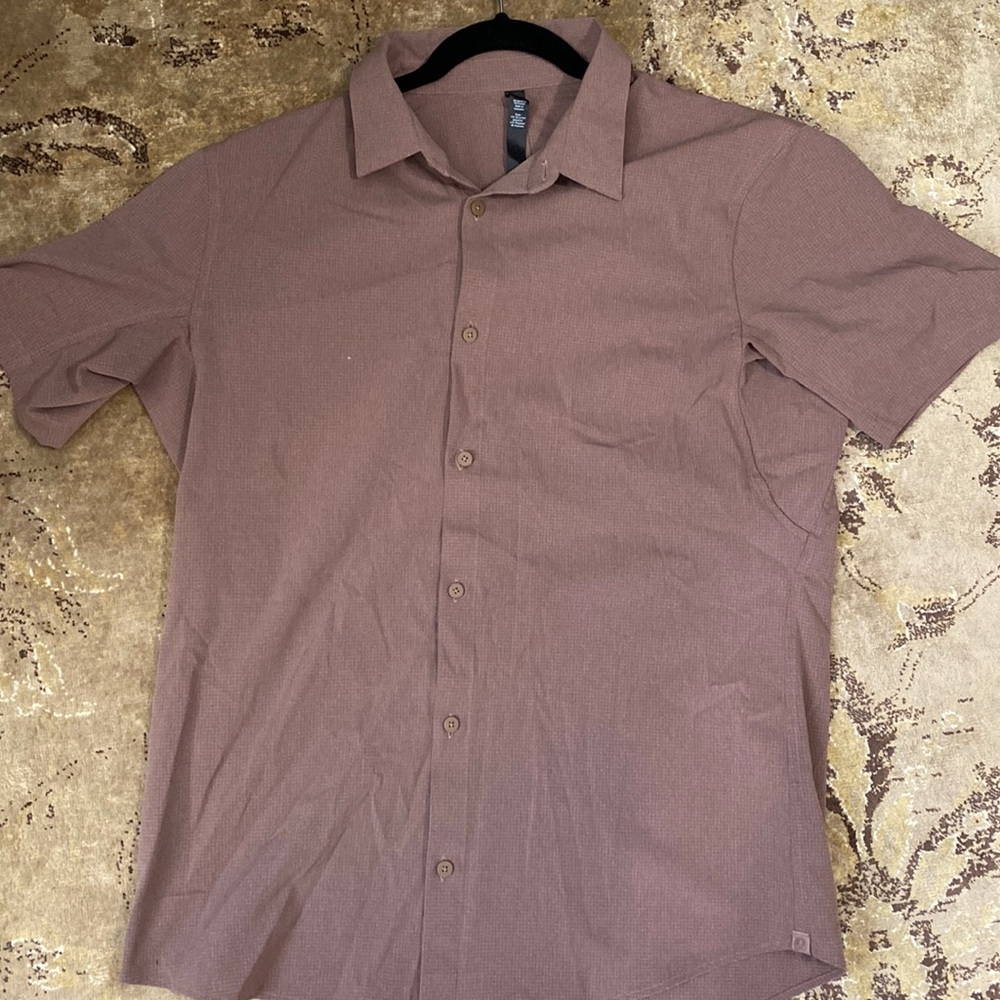 Lululemon Men’s Button Down Short Sleeve Shirt